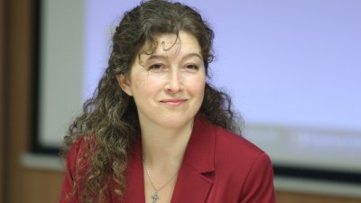 Ваня Нушева: Трудно ще видим политически лидери, които да дадат път на нова генерация