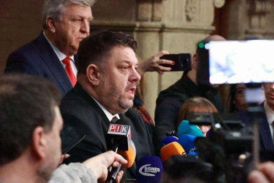 Зафиров след консултациите: Обратът в позицията за бюджета ни изненада 