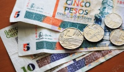 Куба въвежда плаващ валутен курс