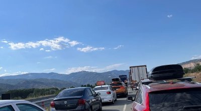 Внимание: Въоръжете се със здрави нерви, ако сте тръгнали към Гърция