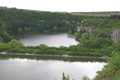 Полицаи от Първо РУ в Плевен спасиха мъж който паднал