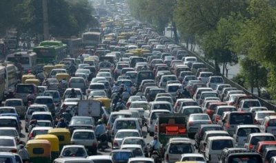 Празнично преселение:100 000 коли излизат от София през следващите 2 дни