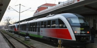 БДЖ пусна 6000 допълнителни места за празниците