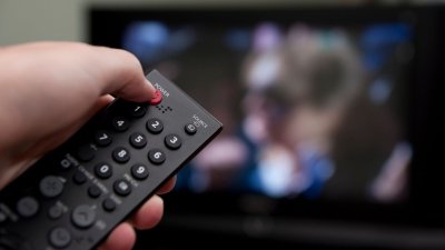 Мъж уби жена си след спор за дистанционното на телевизора