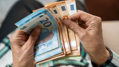 Банките в шах. Драмата с еврото започна