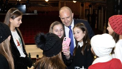 Ебаси кефа - 3 милиона от Българската Коледа! На &bdquo;Боташ&ldquo; ги даваме за 3 дни