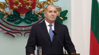 Румен Радев: Нека големият християнски празник донесе здраве, топлина и надежда