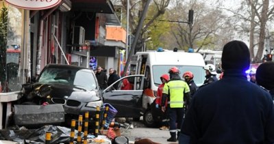 Очевидци за шофьора на БМВ-то: Тресеше се като епилептик