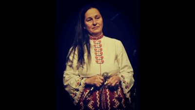 На 77 години почина известната народна певица от оркестър Тракия