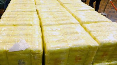 Ирански тираджия опита да внесе у нас 160 кг хероин