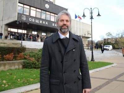 Общинската избирателна комисия във Варна не събра кворум и няма