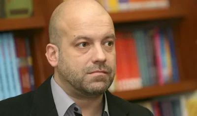 Иво Сиромахов с прогноза: Догодина ще станете още по-прости