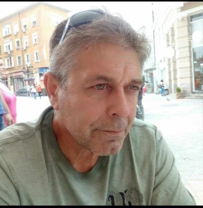 Писателят Роси Антов почина внезапно