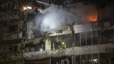 Русия атакува няколко украински области, Киев е без ток