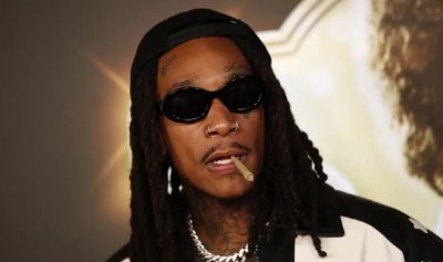 Румъния осъди рапъра Уиз Калифа на 9 месеца затвор за наркотици