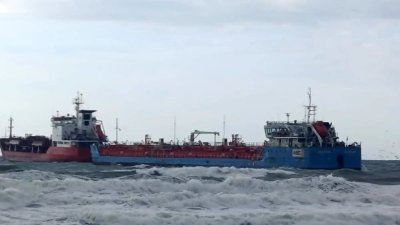 Два танкера се сблъскаха в Мраморно море край Истанбул