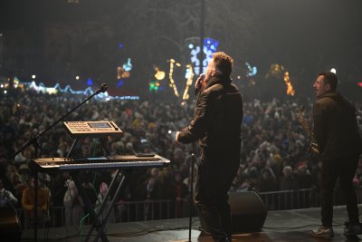 На площада: Празнични програми за Новата 2026 г. в градовете на България