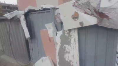 Ураганният вятър отнесе изолации, покриви и дървета в цялата страна