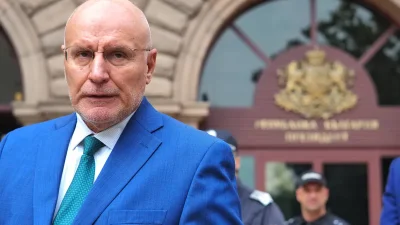 Димитър Радев: Еврото не е само валута, то е знак за принадлежност