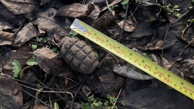 Откриха ръчна граната на стадион в Плевен