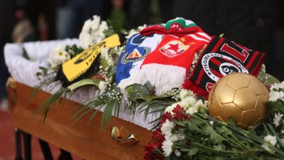 Дъщерята на железния защитник Трифон Иванов Галина написа няколко кратки