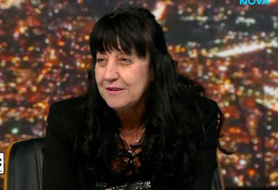 Ето я продавачката, която не се плаши от&bdquo;Калашников&rdquo;