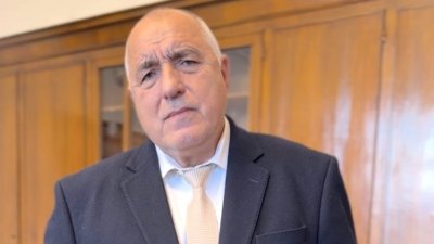 Борисов размаха пръст: Пребоядисани комунистчета, игрете опасна игра! (ВИДЕО)