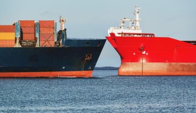 Два танкера се сблъскаха край Истанбул