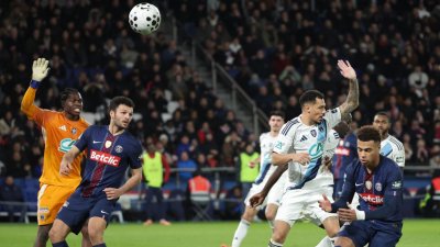 Юноша на ПСЖ детронира "принцовете"