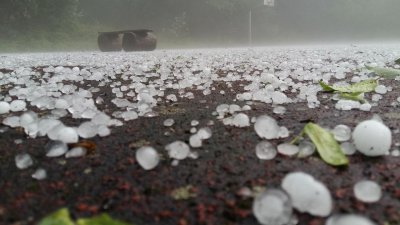 Облачно с краткотрайни превалявания от дъжд остава времето в община