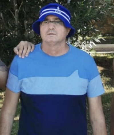 Ден преди да навърши 60 години след дългогодишна борба с