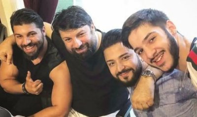 Мъжете от фамилията Стораро не се свенят да се опъват