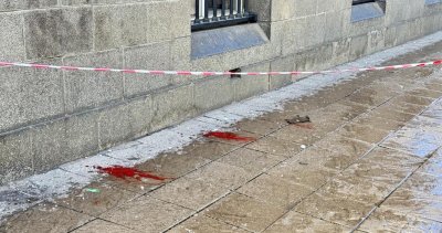 Мъж се потроши край Съдебната палата в София