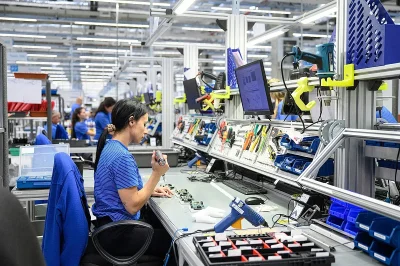 53 000 фирми търсят персонал, свободните места са 230 хил.