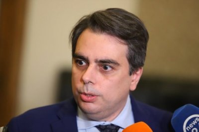 Асен Василев: Връщаме мандата на президента веднага