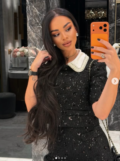 Моделката Бояна Маринова с количка за 15 бона (Снимка)