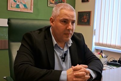 Адв. Лалов захапа ВСС: Награждавате съдия, отворил чалга клуб "Мале,мале", окичен с кюлоти 