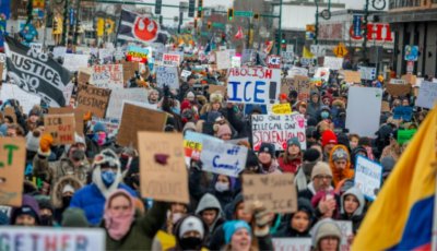 Хиляди протестираха в Минесота срещу миграционните служби
