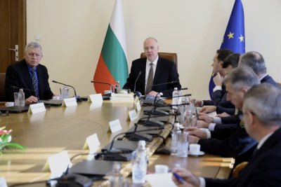 Под ръководството на министър председателя в оставка Росен Желязков се