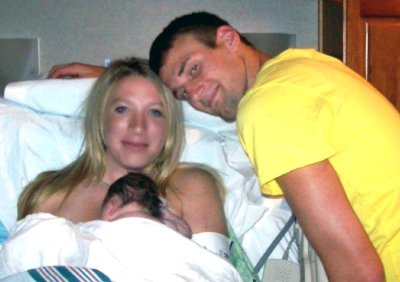 Мистерия: 17-годишна американка забременя непорочно