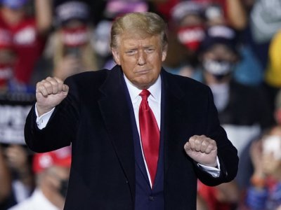 Тръмп обвини Мадуро, че му имитира... танца 