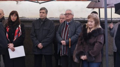 81 години от Кървавата Коледа 