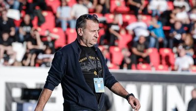 Босът на Ботев Пд: От Левски ни заплашваха за Око-Флекс!