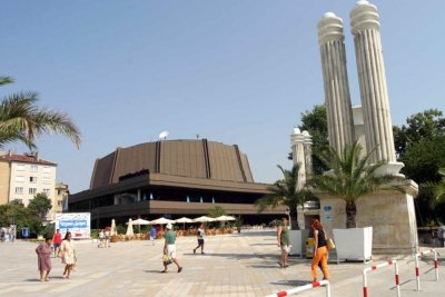 Търси се организатор на Филмовия фестивал във Варна &bdquo;Любовта е лудост&ldquo;