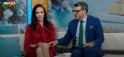 Стефан Щерев се натиска на Надя Иванова, тя се дърп