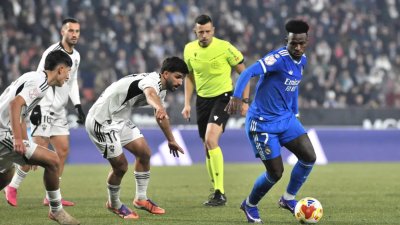 И сега ли Чаби е виновен? Реал с нов крах!