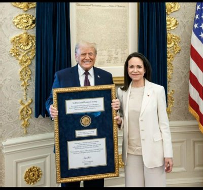 Връчиха Нобелова награда на Доналд Тръмп