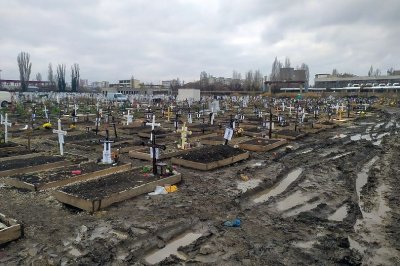 След публикация в Lupa.bg: Свалиха цената за коли в Централните софийски гробища