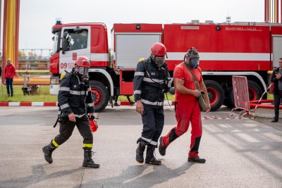Пожар горя в дом за възрастни в Кюстендил