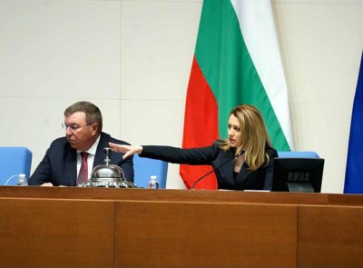 На първо четене: Борисов и Пеевски остават без охрана от НСО